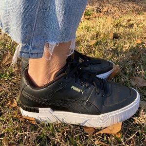 Puma Platform Sneakers size 9